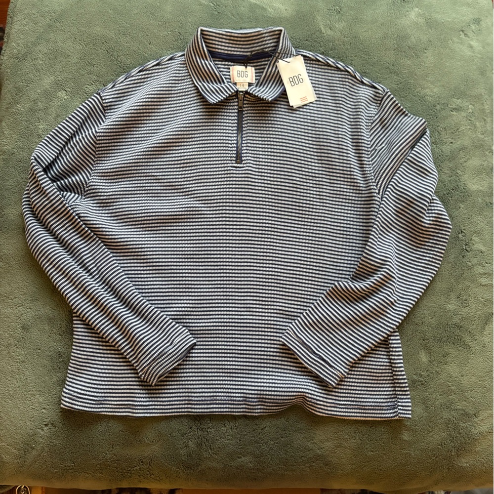 UO Red Striped Quarter-Zip Polo - Picture 5 of 6